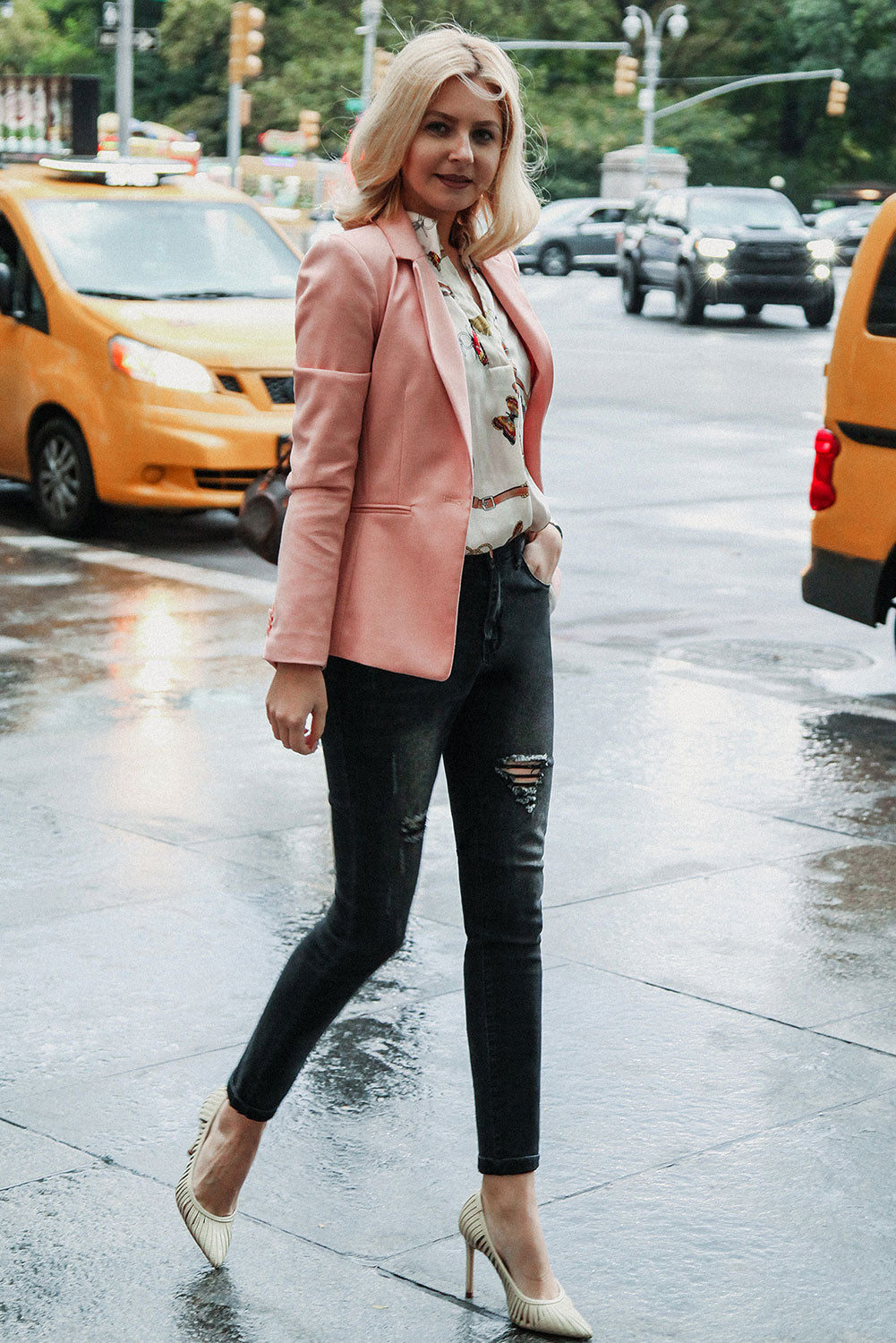 High Rise Ripped Stretchy Skinny Ankle Jeans#color_black