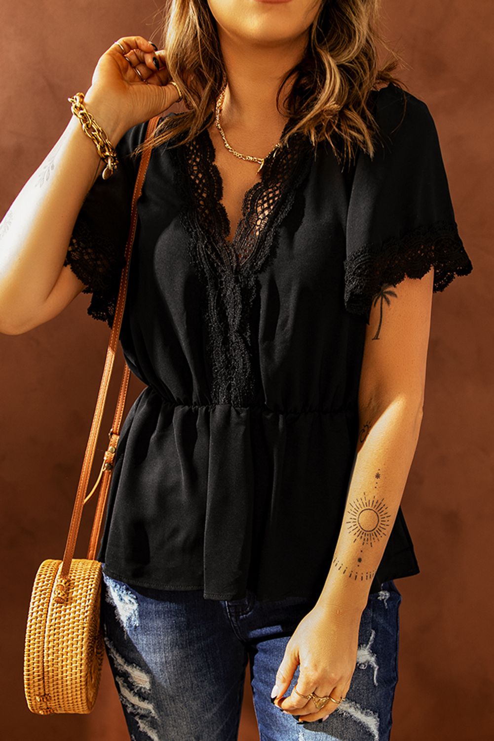 Lace Splicing V-neck Short Sleeve Top